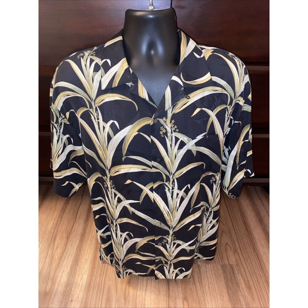 Tommy Bahama Floral‎ Hawaiian 100% Silk Black Button-Up Shirt Size Large